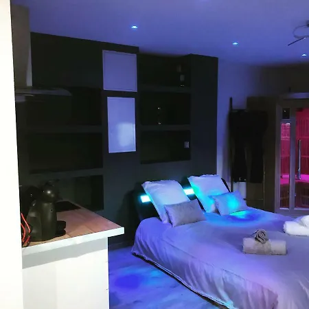 Sweet Romantique By Locationslepuyenvelay * Le Puy-en-Velay